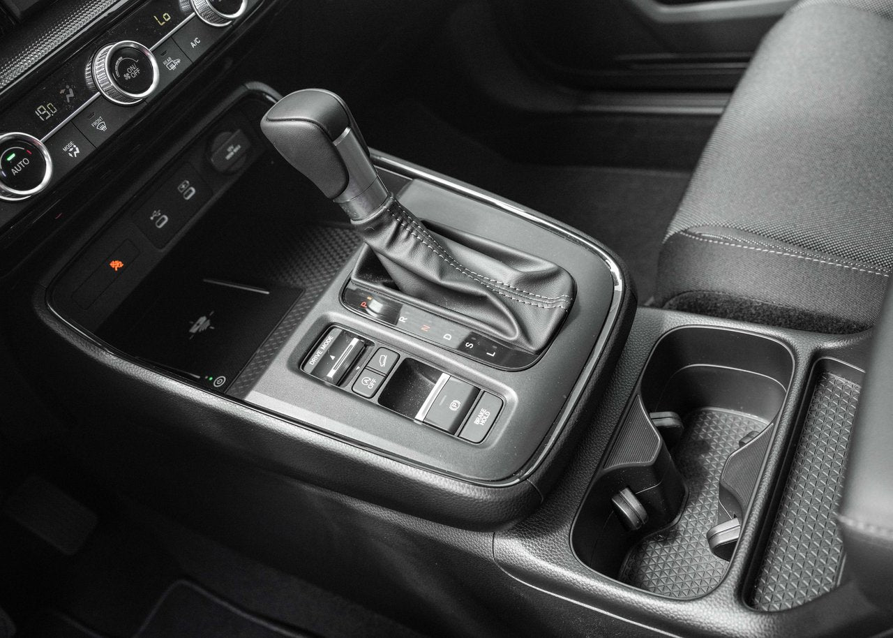 2026 Honda CR-V SPORT AWD; TOIT ANGLES MORT SIEGE+VOLANT CHAUFFANT