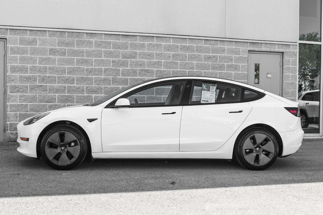 2022 Tesla Model 3 STANDARD RANGE PLUS **BAS KM**LOW KM**