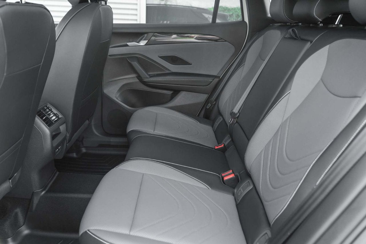 2026 Volkswagen Tiguan Comfortline R-Line Black Edition 4MOTION