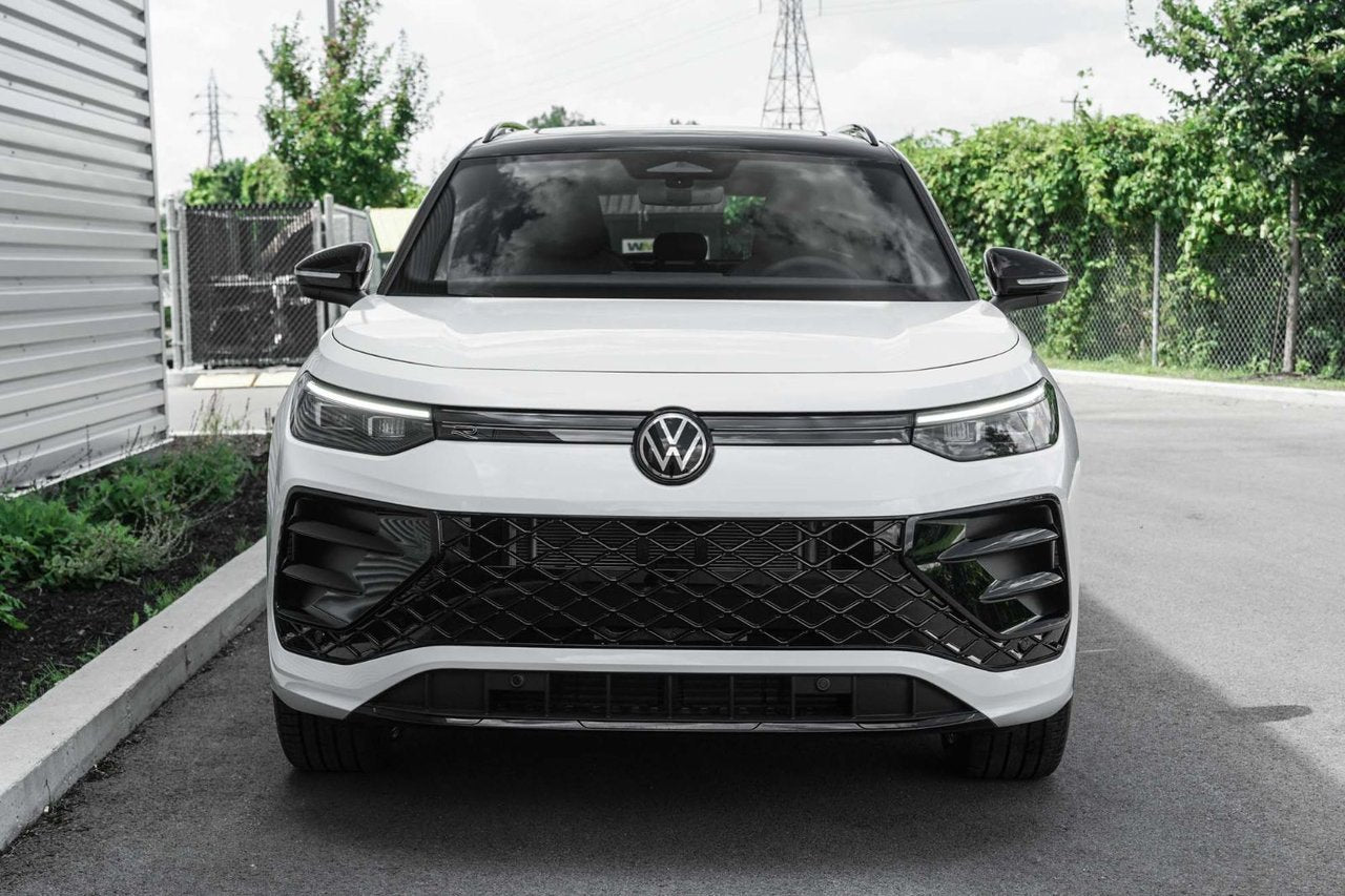 2026 Volkswagen Tiguan Comfortline R-Line Black Edition 4MOTION