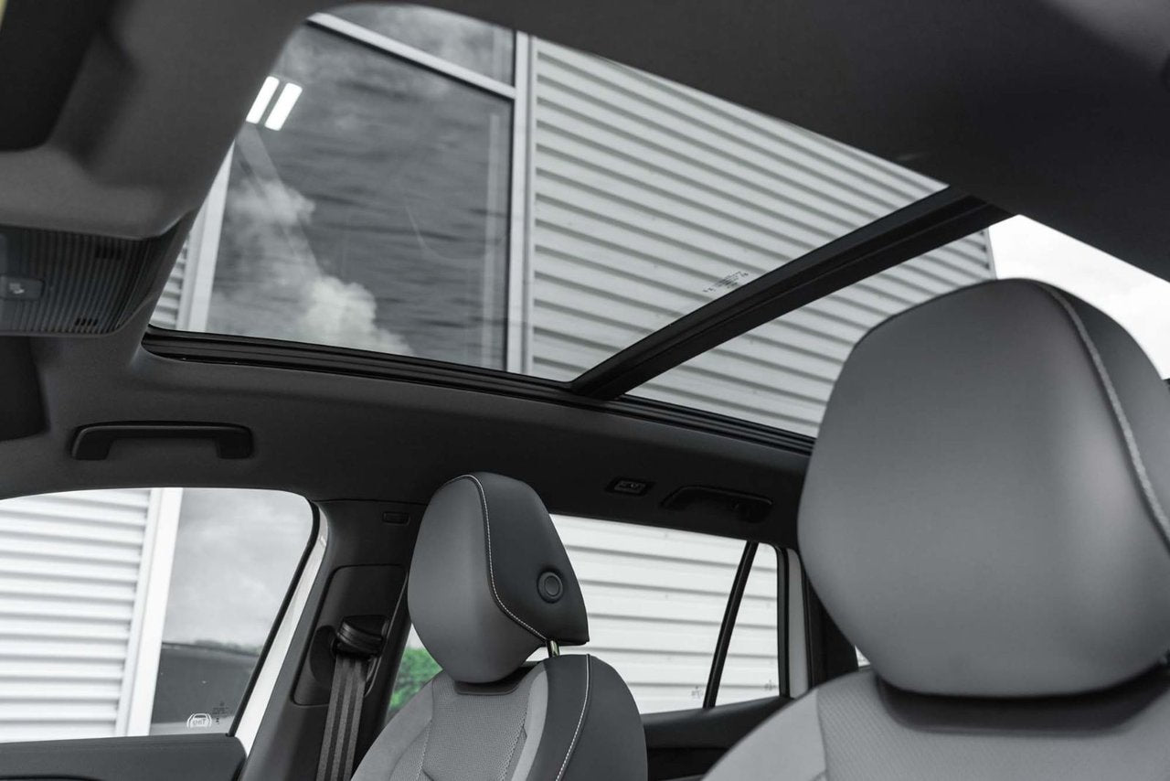 2026 Volkswagen Tiguan Comfortline R-Line Black Edition 4MOTION
