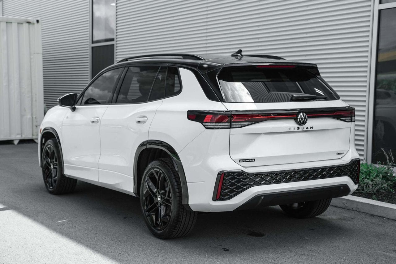 2026 Volkswagen Tiguan Comfortline R-Line Black Edition 4MOTION
