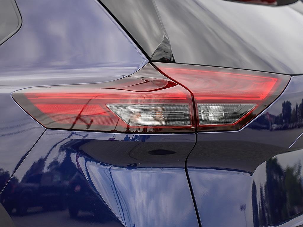 2026 Nissan Rogue AWD SV Dark Armor