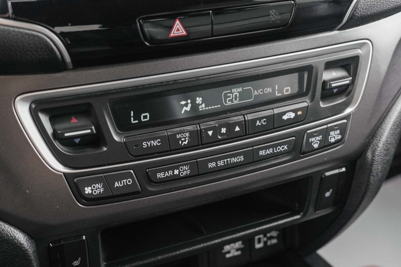 2021 Honda Passport EX-L AWD; CUIR TOIT VOLANT CHAUFFANT *BAS/LOW KM*