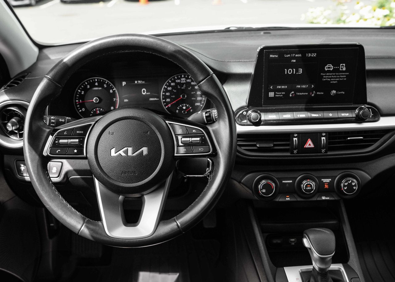 2023 Kia Forte LX