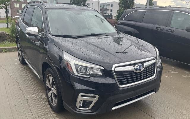 2019 Subaru Forester Premier w/Eyesight Technology **RARE**