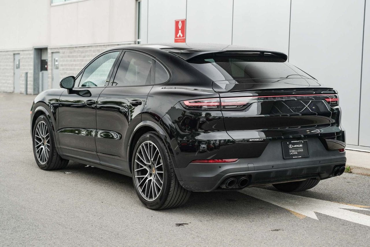 2023 Porsche Cayenne COUPE PLATINUM EDITION LOW KM RED INTERIOR