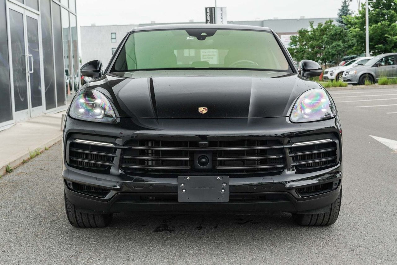 2023 Porsche Cayenne COUPE PLATINUM EDITION LOW KM RED INTERIOR