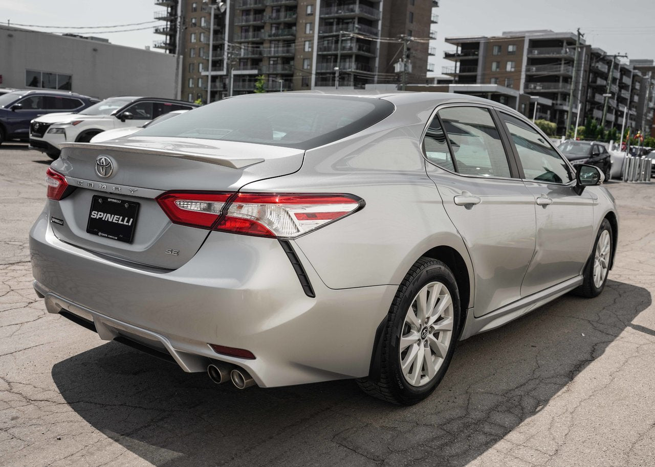 2020 Toyota Camry SE