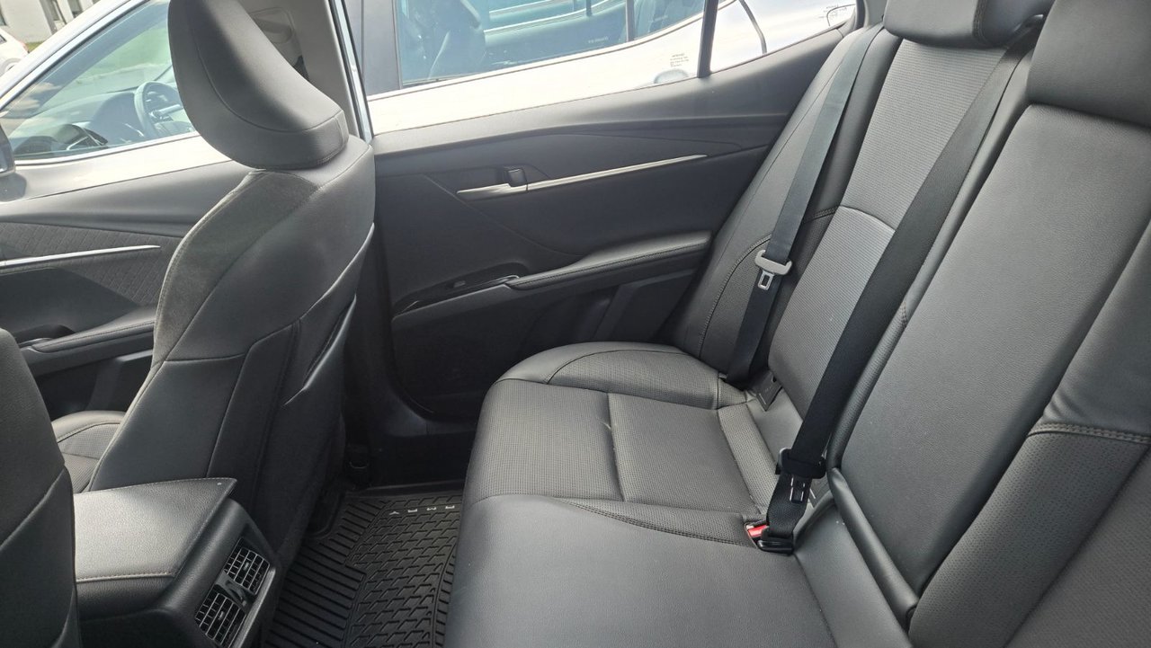 2025 Toyota Camry XLE AWD