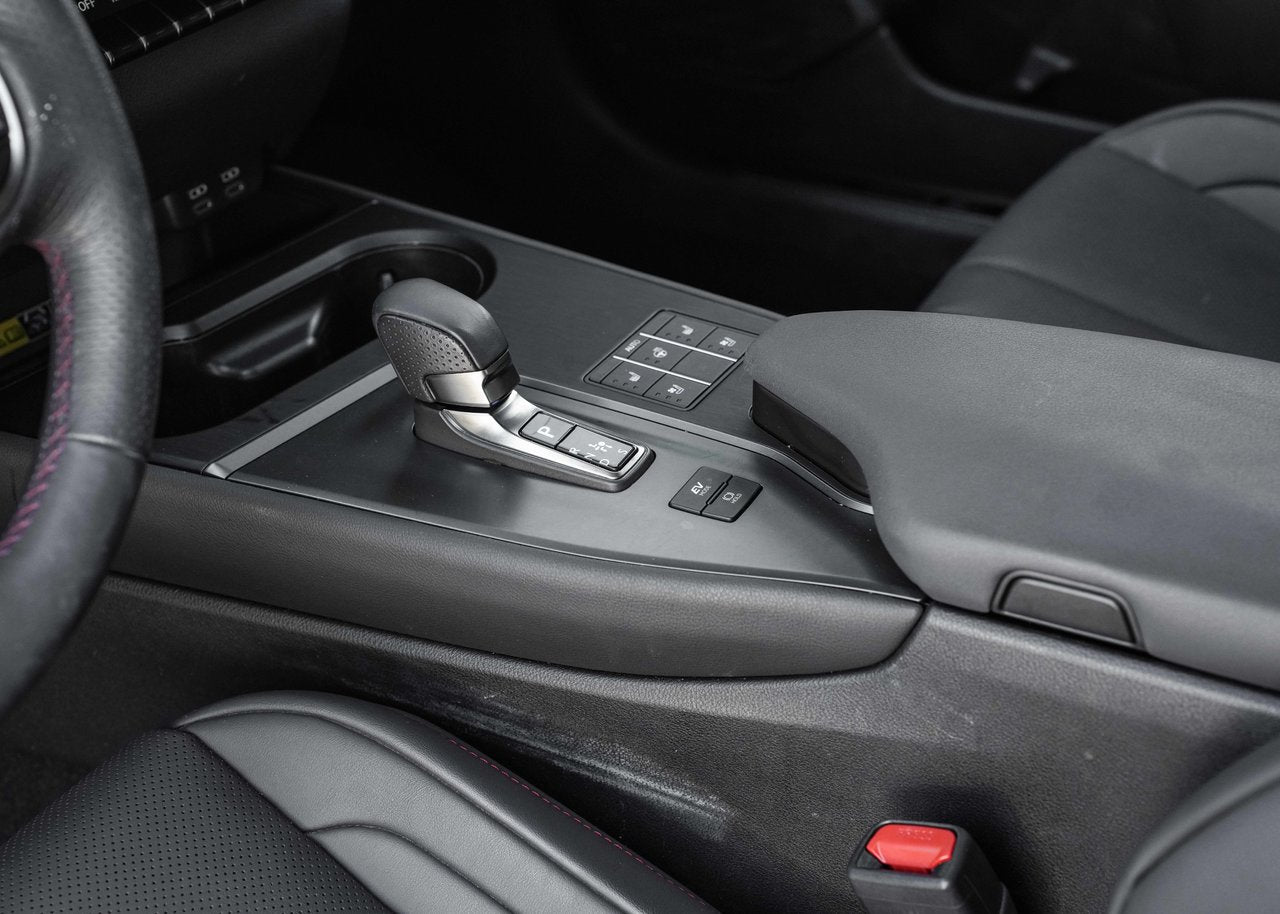 2025 Lexus UX 300h F SPORT 2 AWD CUIR TOIT NAVI