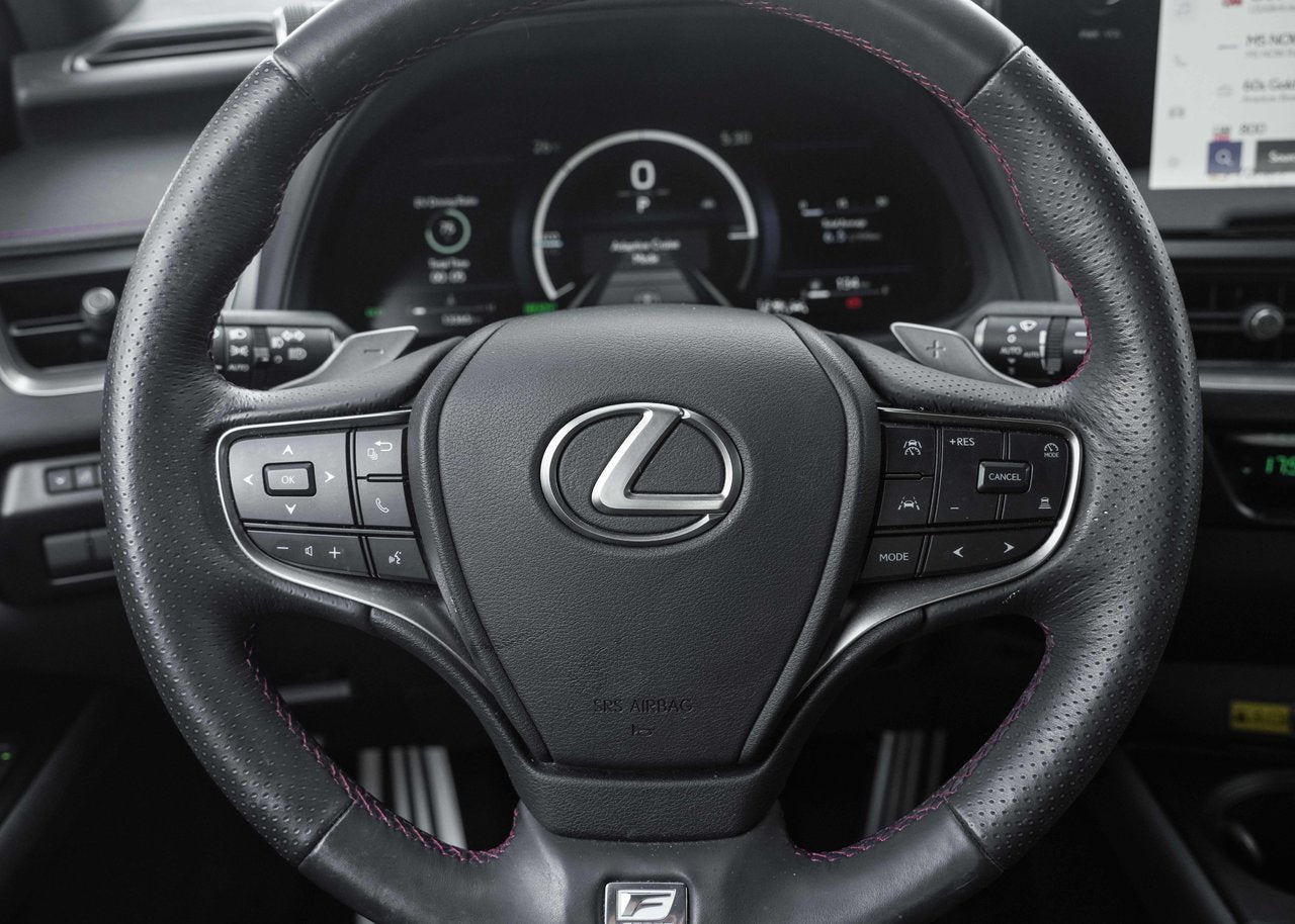 2025 Lexus UX 300h DEMO F SPORT 2 AWD CUIR TOIT NAVI