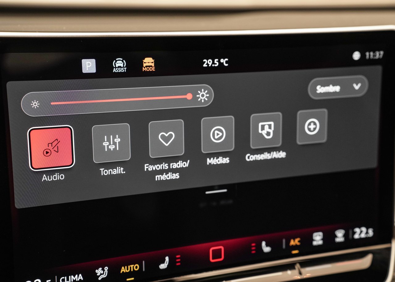 2026 Volkswagen Tiguan Comfortline R-Line Black Edition