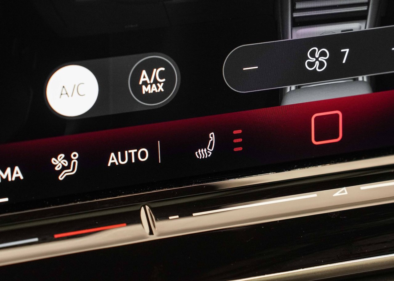 2026 Volkswagen Tiguan Comfortline R-Line Black Edition