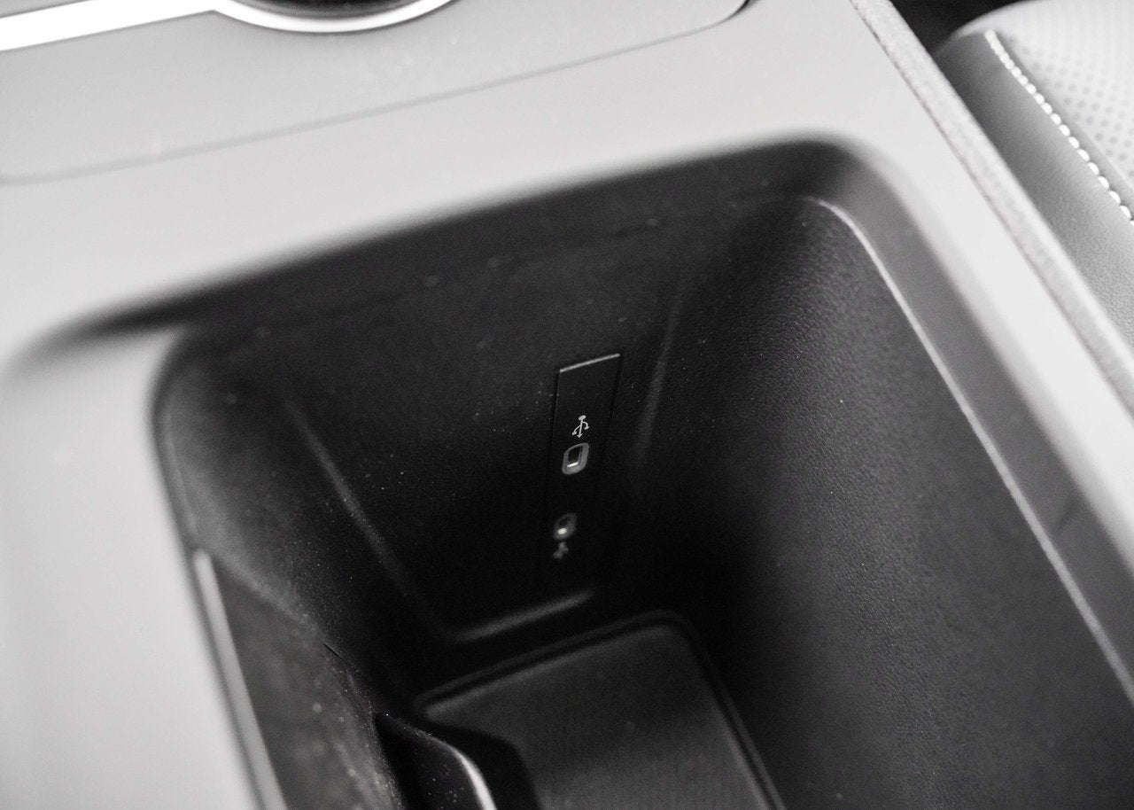 2026 Volkswagen Tiguan Comfortline R-Line Black Edition