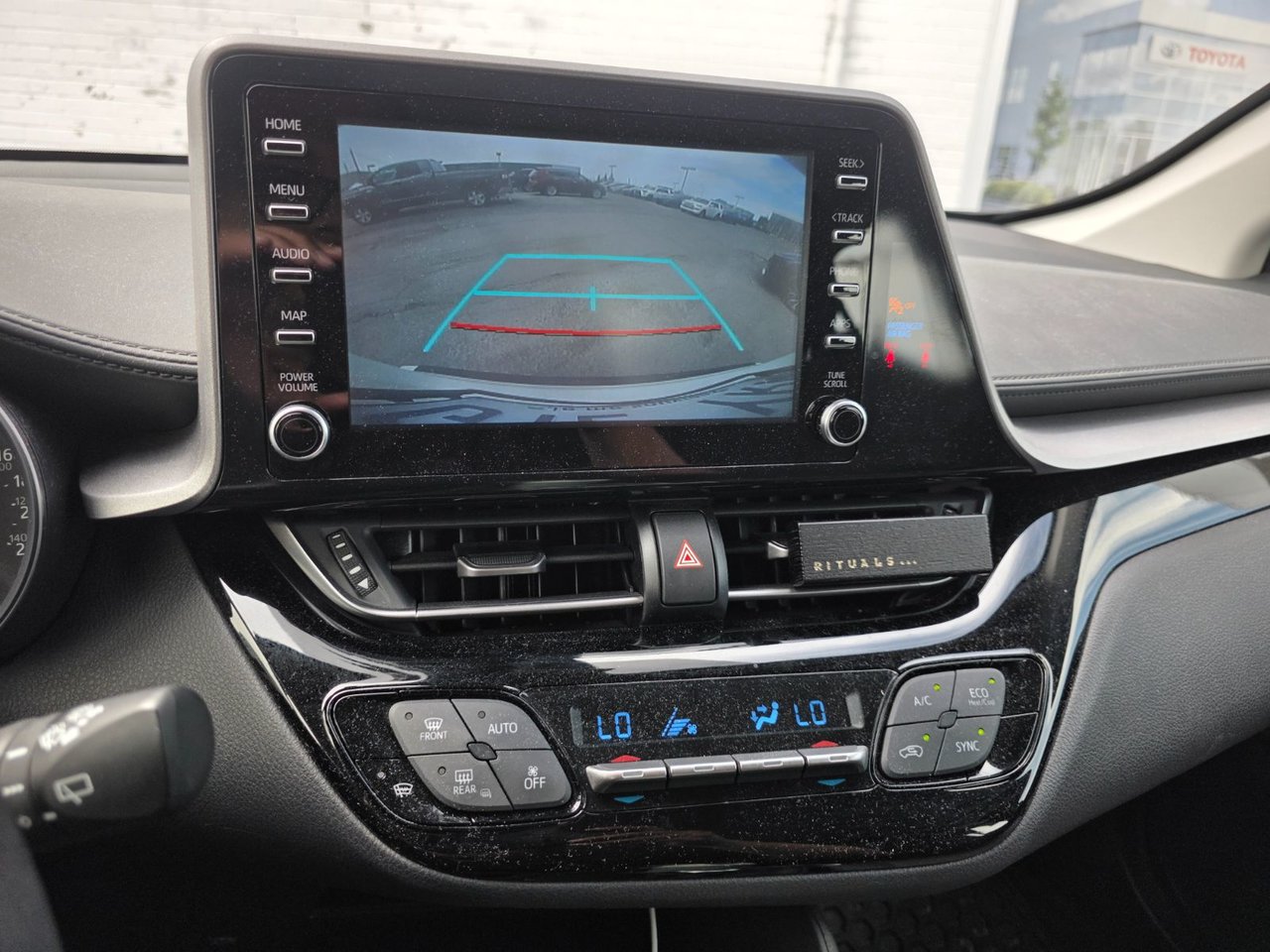 2021 Toyota C-HR LE