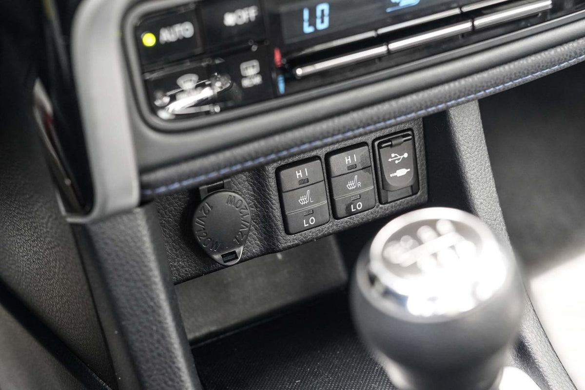 2017 Toyota Corolla SE MANUEL