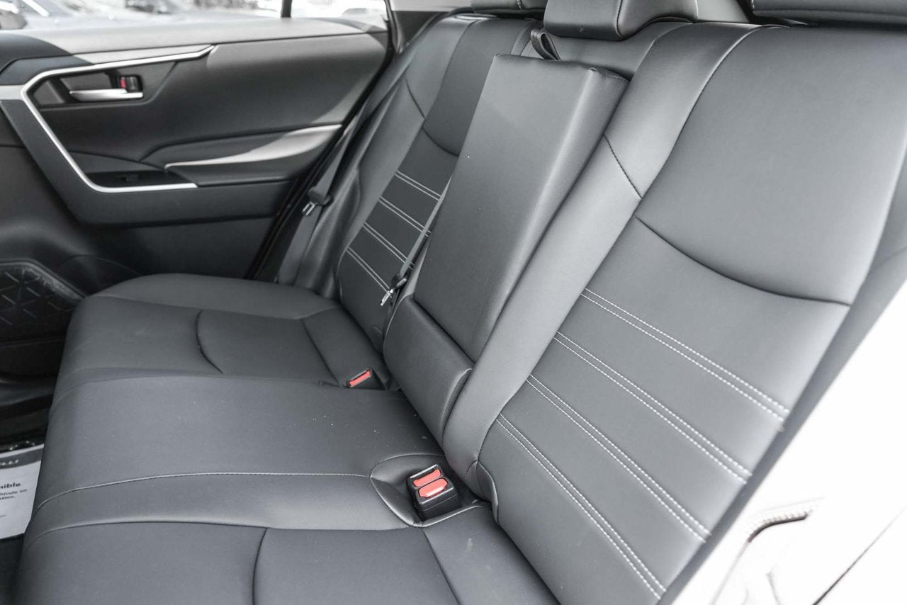 2025 Toyota RAV4 Hybrid XLE PREMIUM