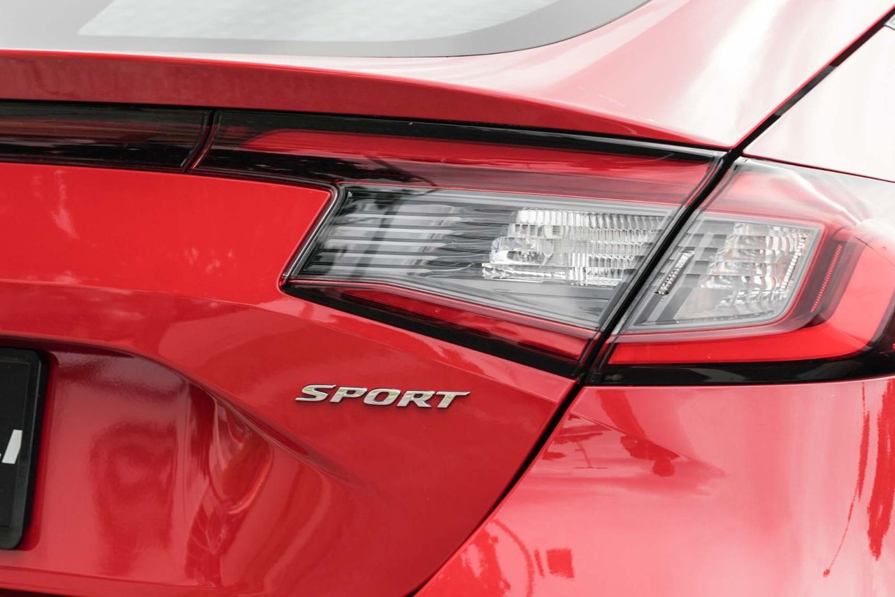 2022 Honda Civic Hatchback SPORT AUTO; TOIT ANGLE MORT SIÈGE+VOLANT CHAUFFANT