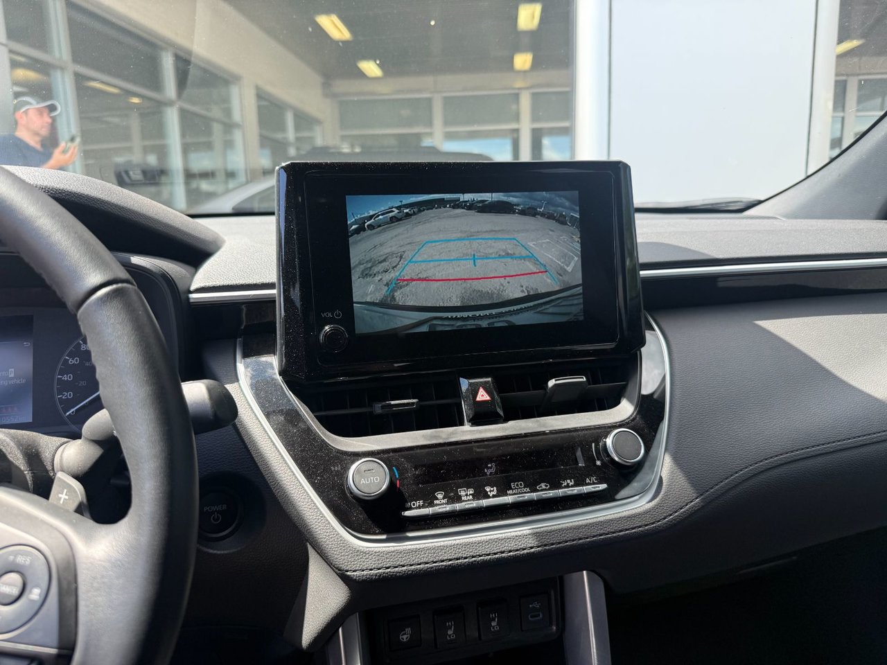 2024 Toyota Corolla Cross SE HYB AWD