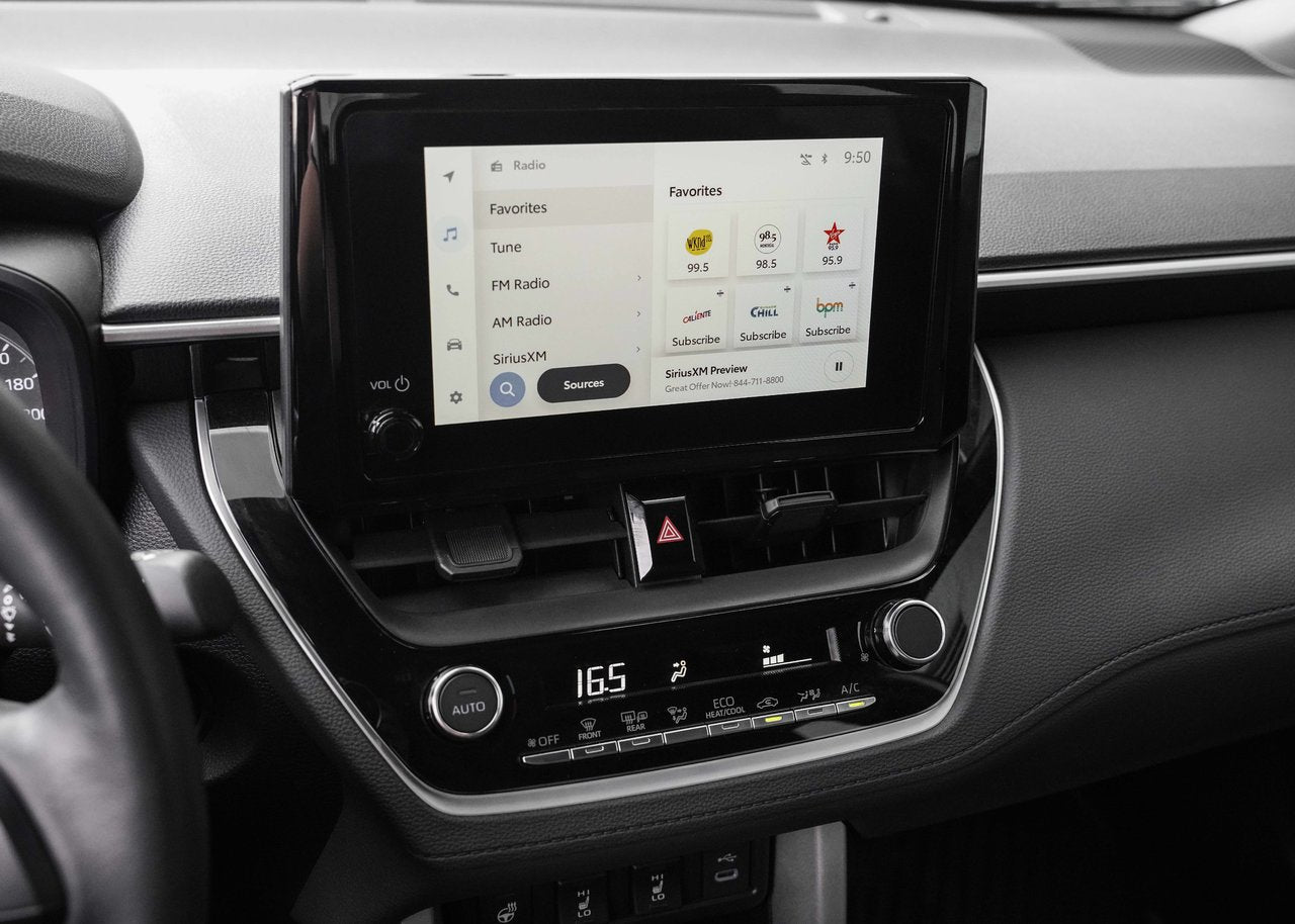 2024 Toyota Corolla Cross SE HYB AWD