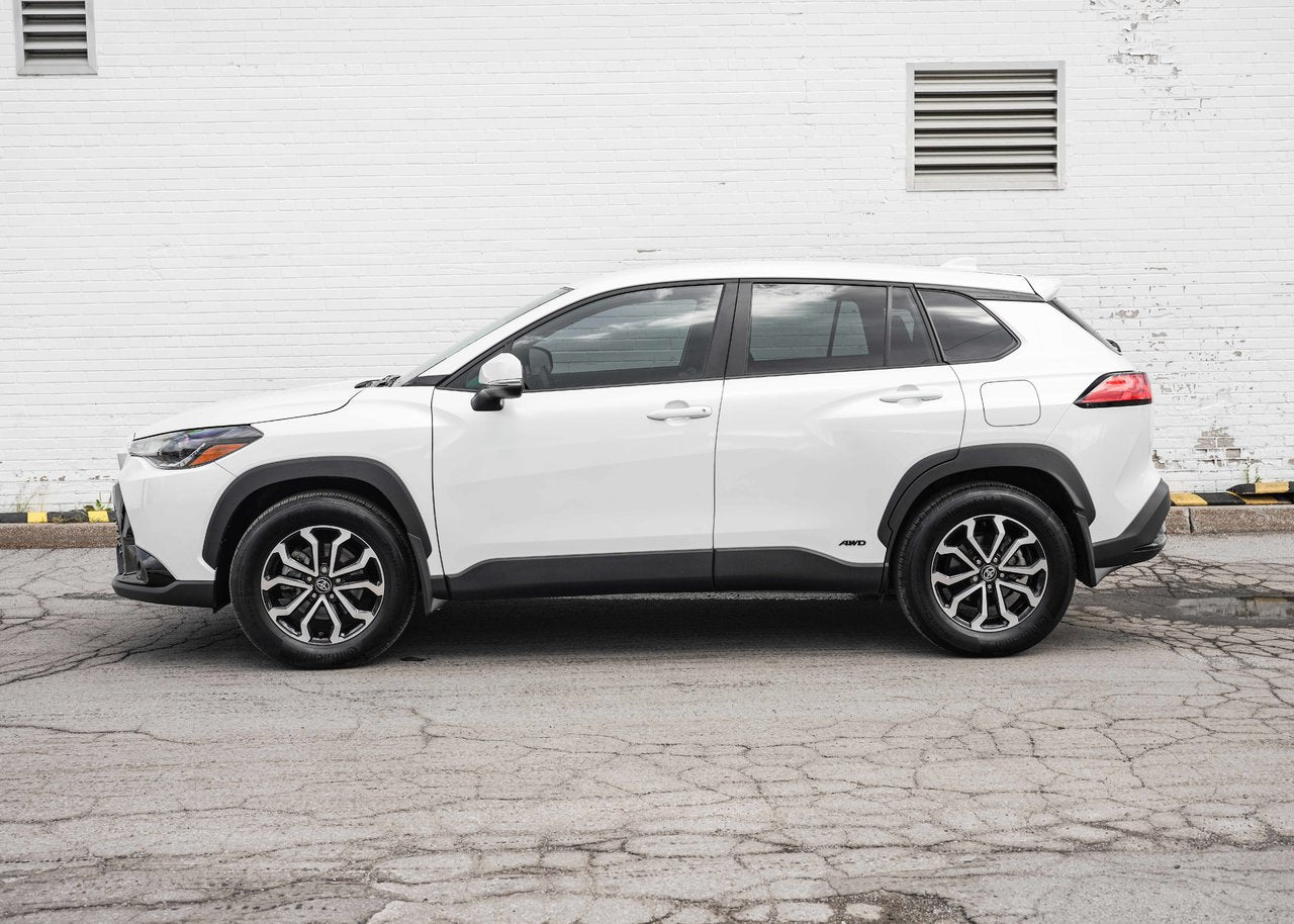 2024 Toyota Corolla Cross SE HYB AWD