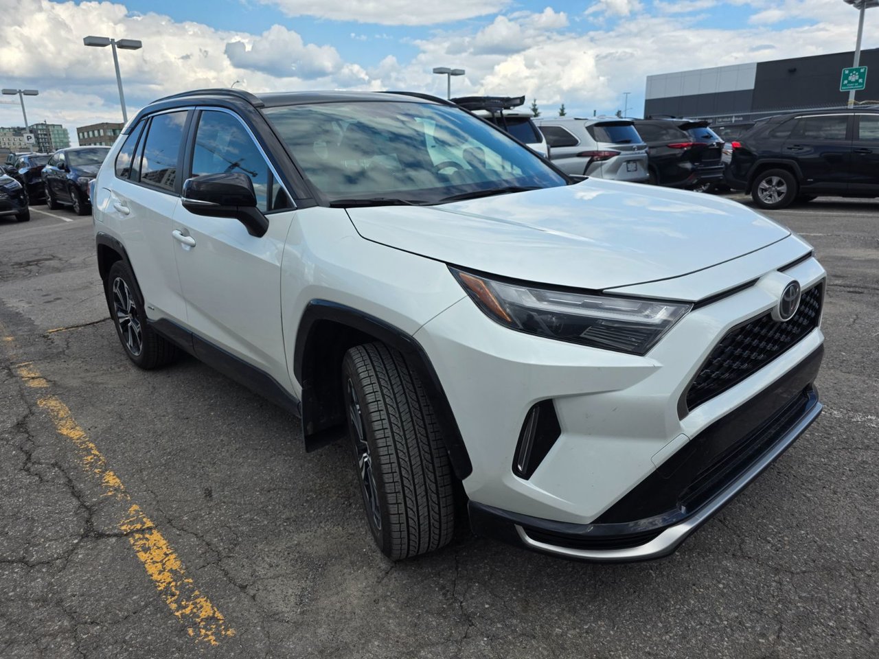 2025 Toyota RAV4 Plug-In Hybrid XSE
