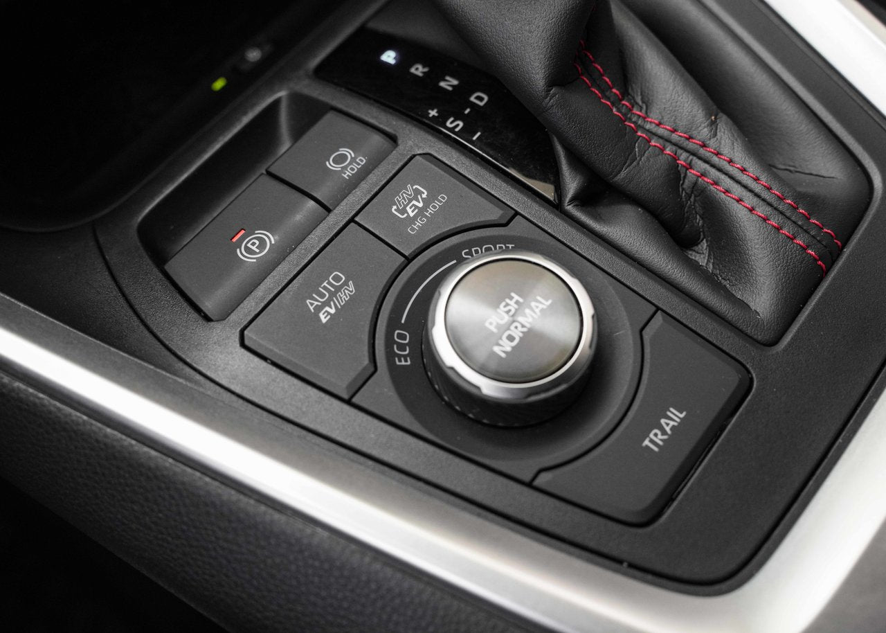 2025 Toyota RAV4 Plug-In Hybrid XSE