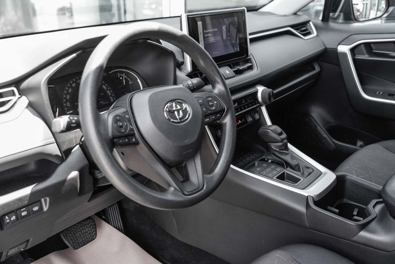 2024 Toyota RAV4 LE AWD