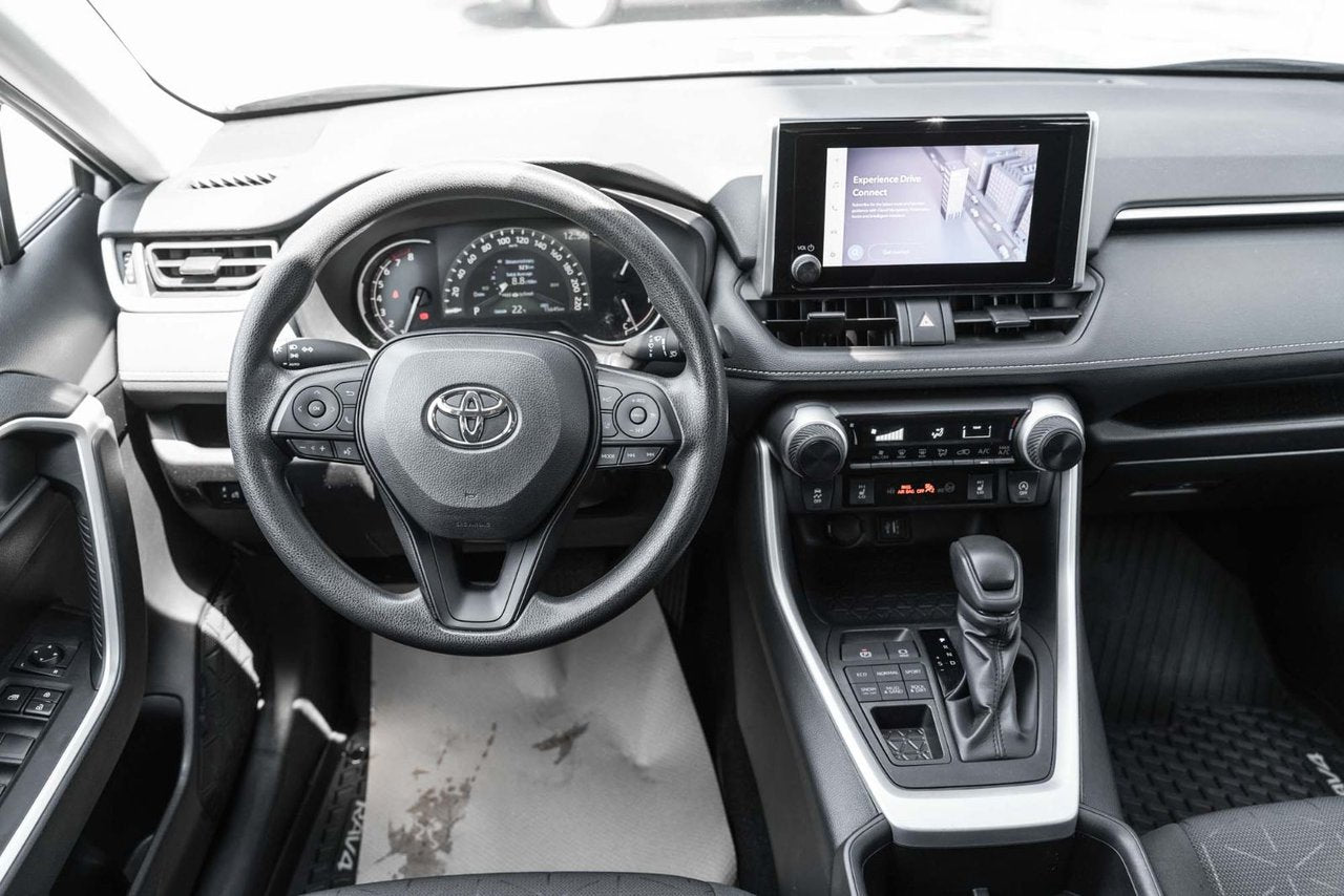 2024 Toyota RAV4 LE AWD