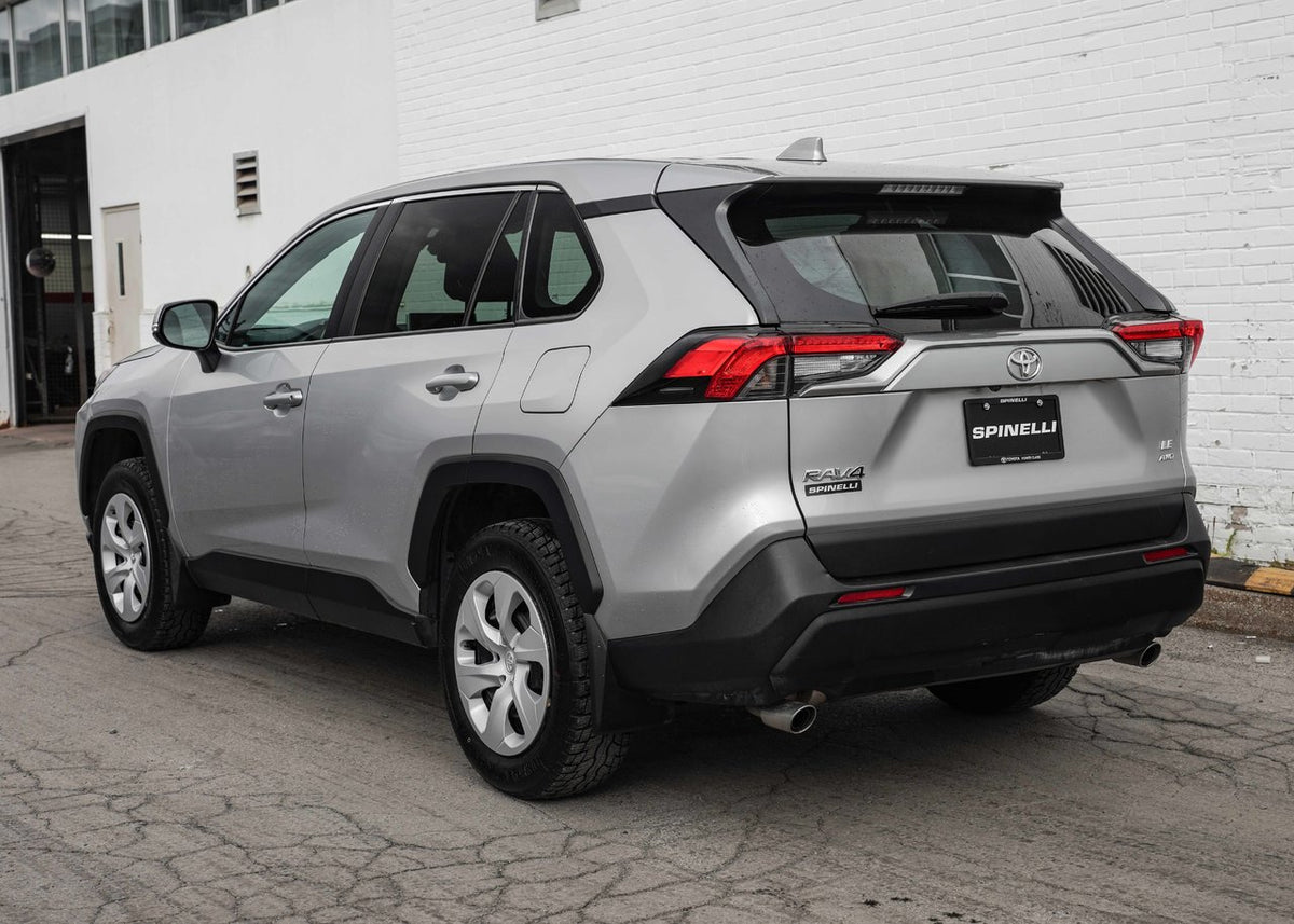 2024 Toyota RAV4 LE AWD