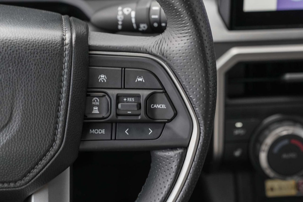 2025 Toyota 4Runner TRD OFF ROAD PREMIUM HYBRID