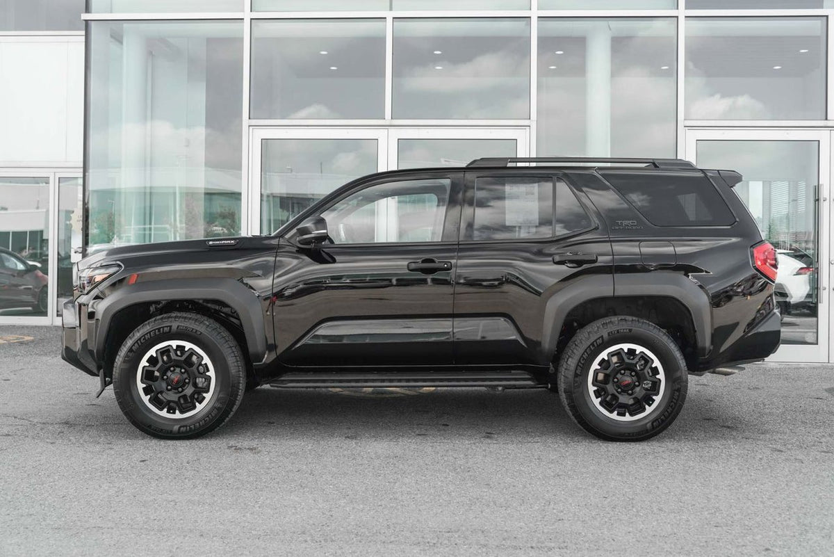 2025 Toyota 4Runner TRD OFF ROAD PREMIUM HYBRID