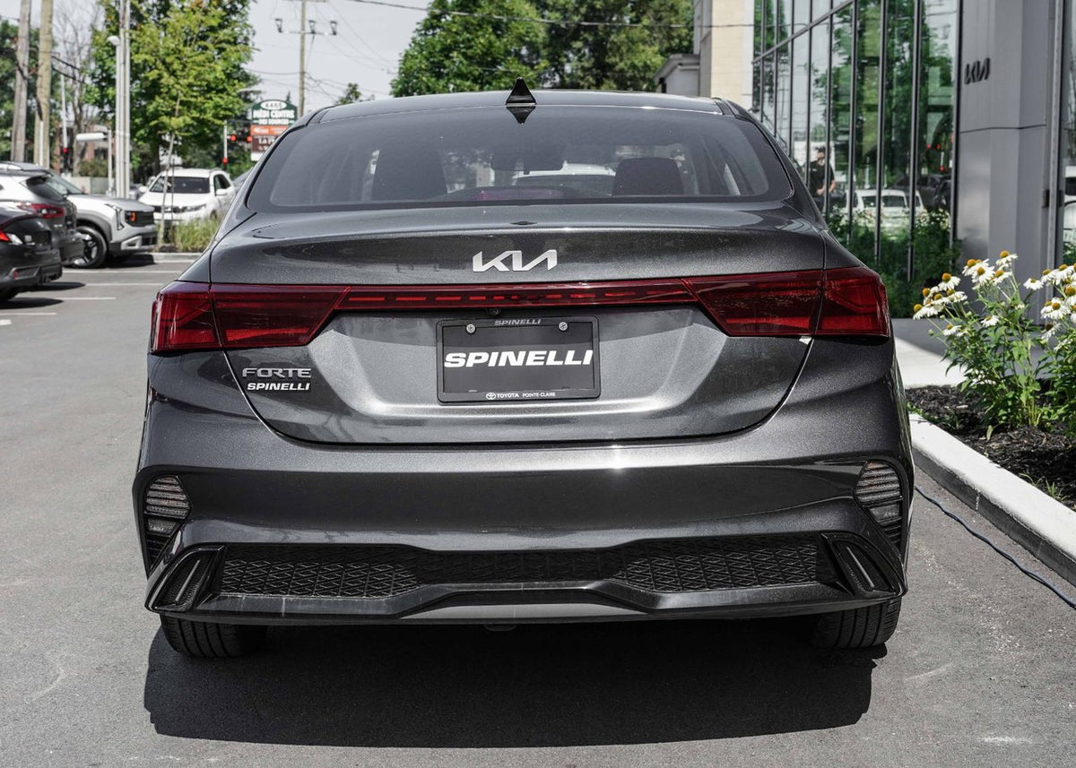 2023 Kia Forte EX