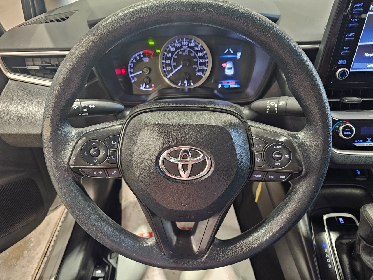 2022 Toyota Corolla LE; CAMERA ANGLES MORT SIEGE CHAUFFANT*BAS/LOW KM*