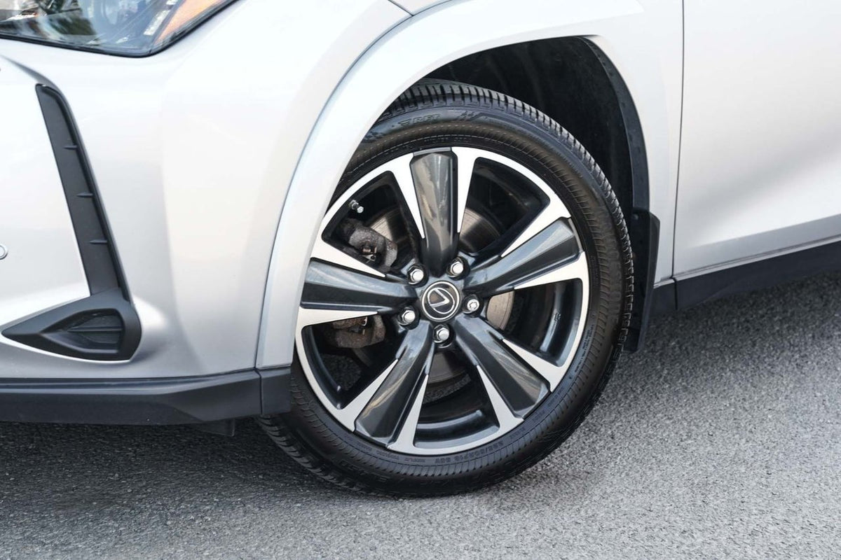 2024 Lexus UX 250h LUXURY AWD BAS KM CUIR TOIT NAVI HUD