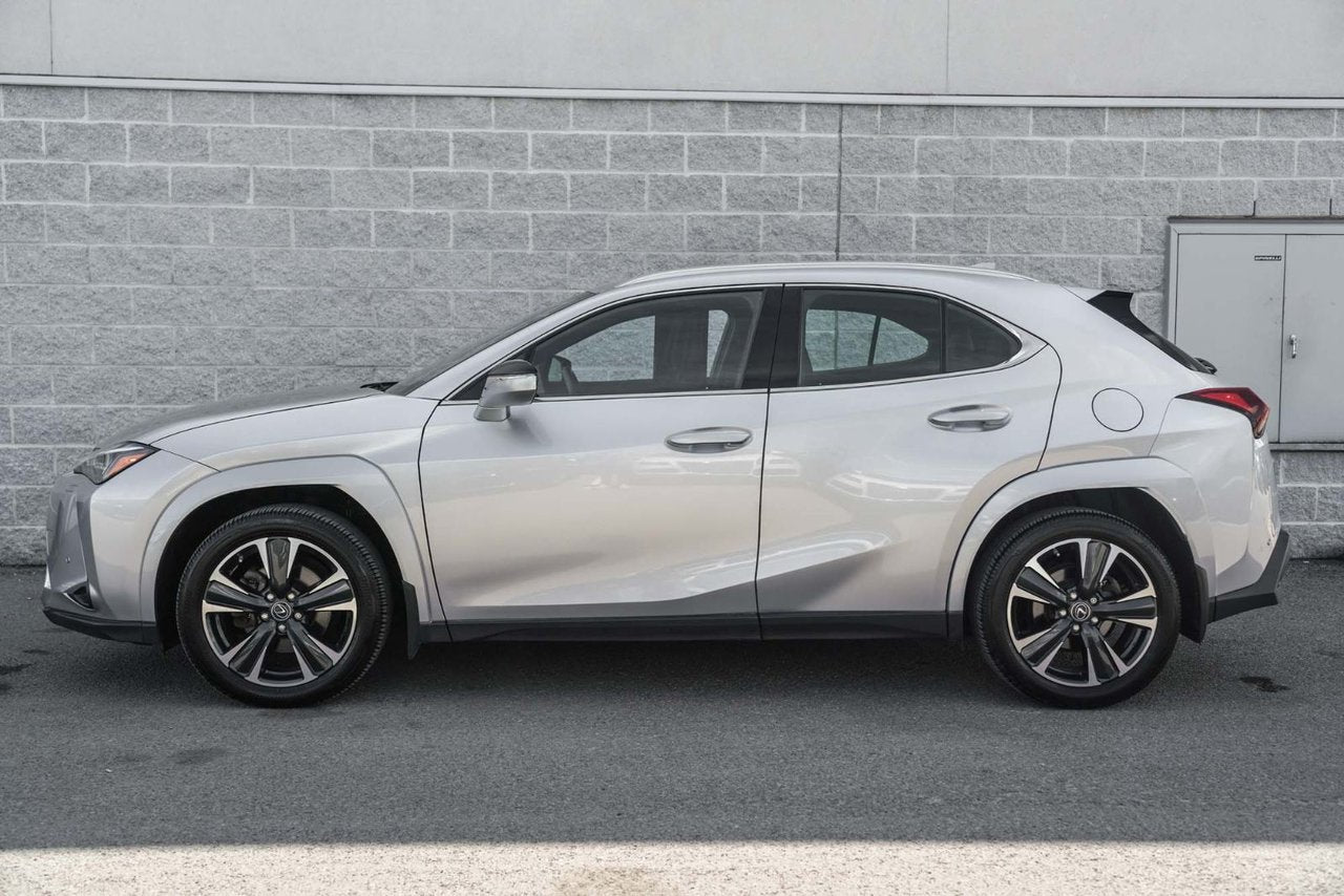2024 Lexus UX 250h LUXURY AWD BAS KM CUIR TOIT NAVI HUD