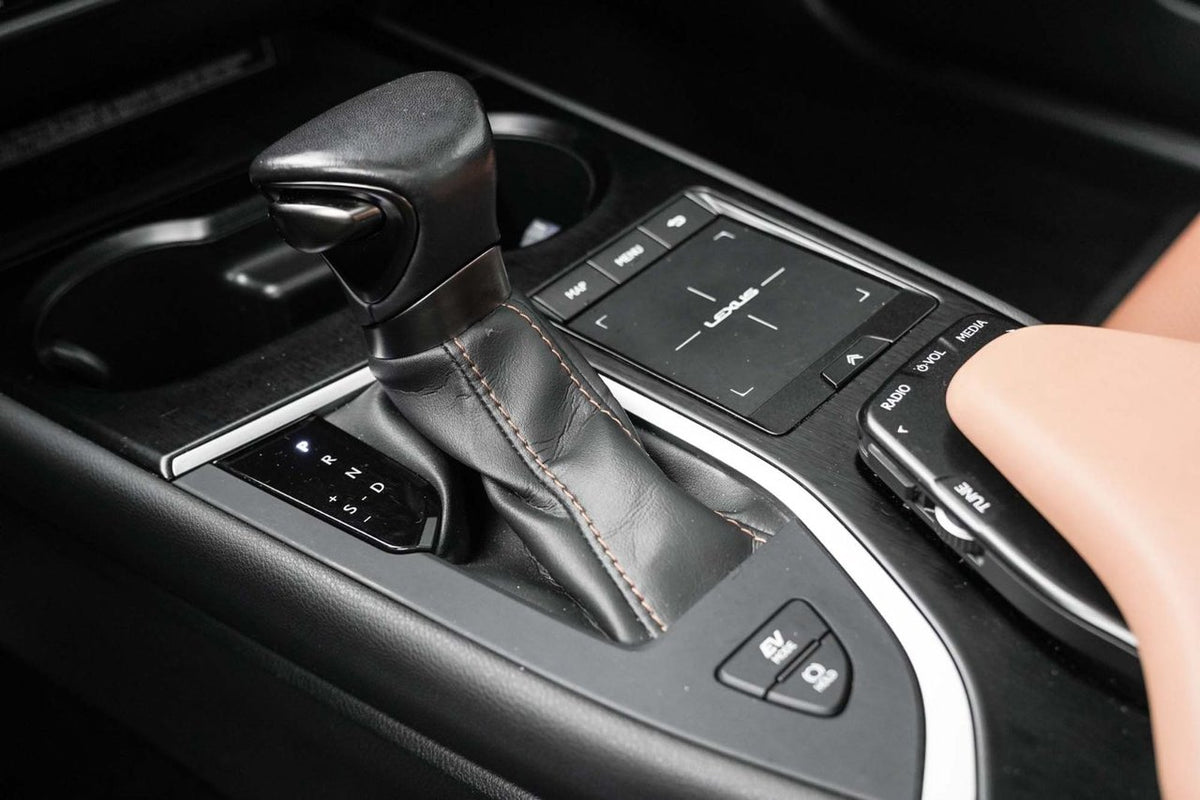2022 Lexus UX 250h LUXURY BAS KM CUIR NAVI CARPLAY