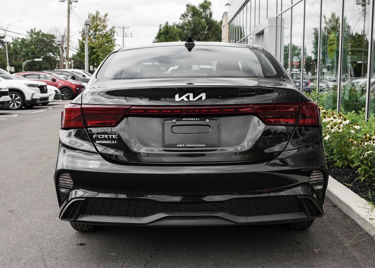 2023 Kia Forte LX