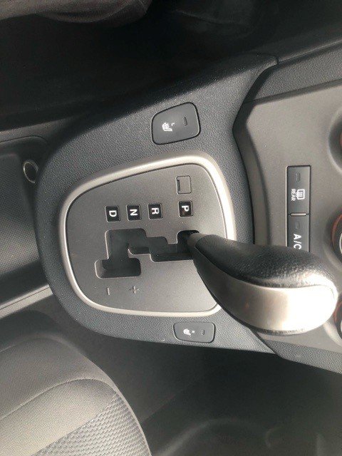 2010 Kia Rondo EX