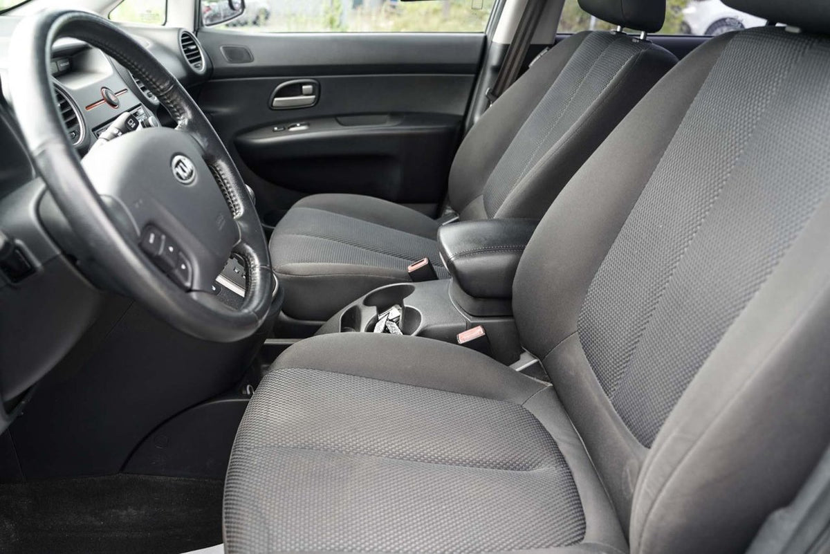 2010 Kia Rondo EX