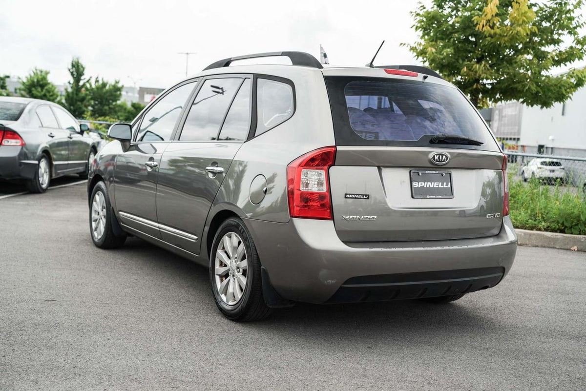 2010 Kia Rondo EX
