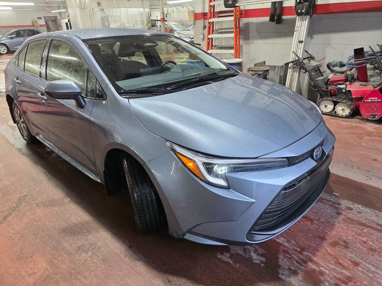 2025 Toyota Corolla Hybrid LE
