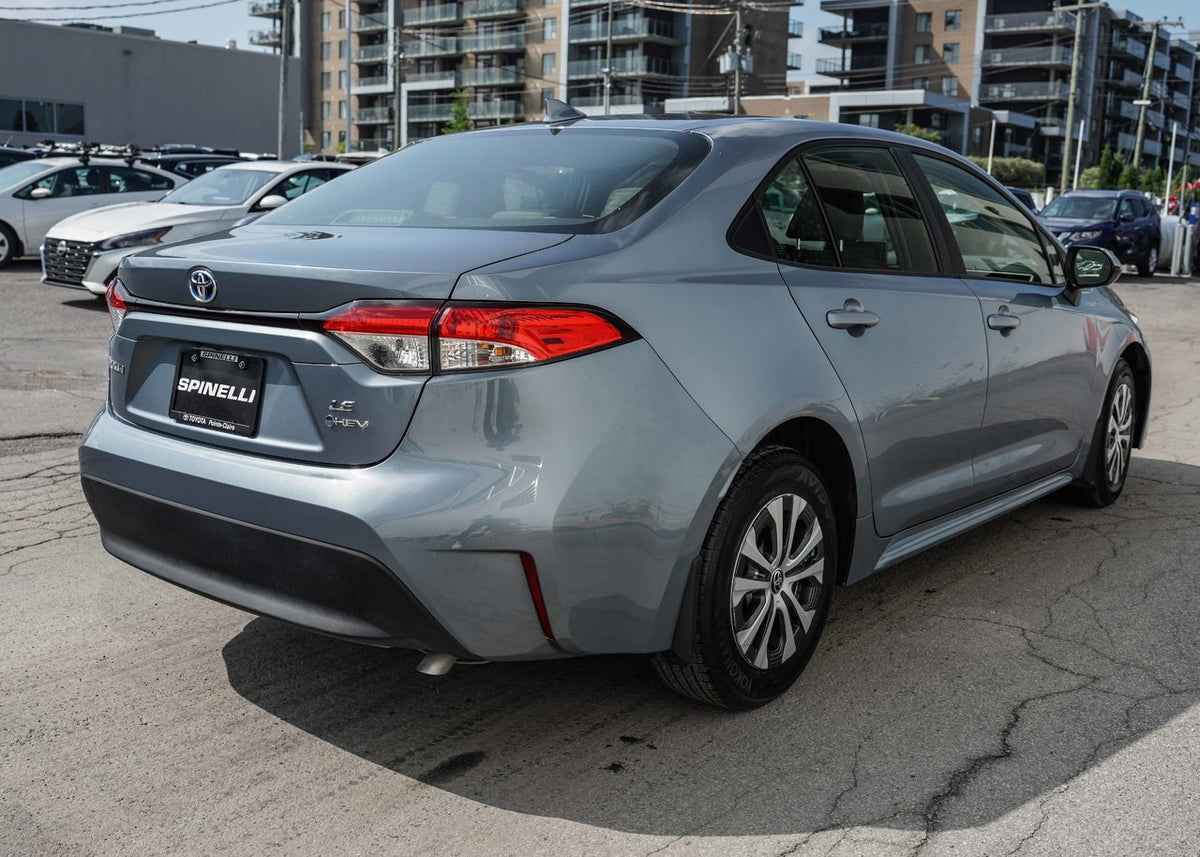 2025 Toyota Corolla Hybrid LE