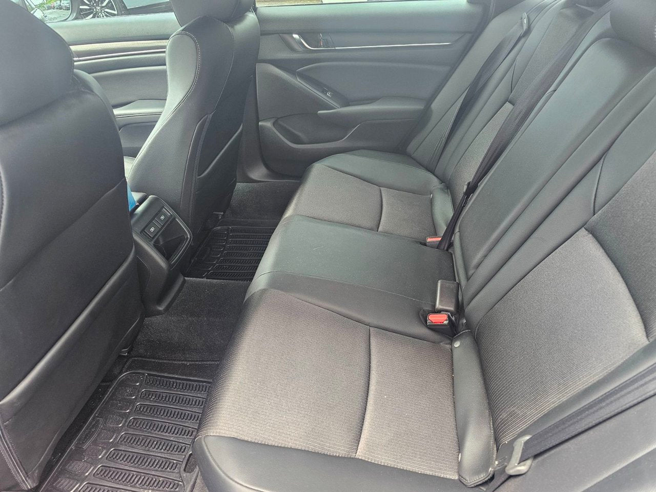 2021 Honda Accord Sedan SPORT 2.0T; TOIT CAMERA SIEGE CHAUFFANT*BAS/LOW KM
