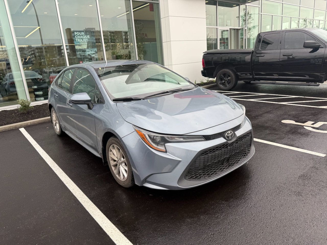 2021 Toyota Corolla LE UPGRADE