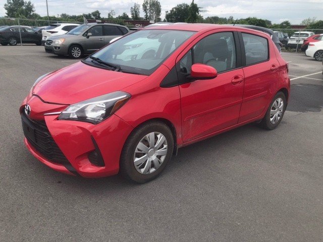 2018 Toyota Yaris Hatchback LE
