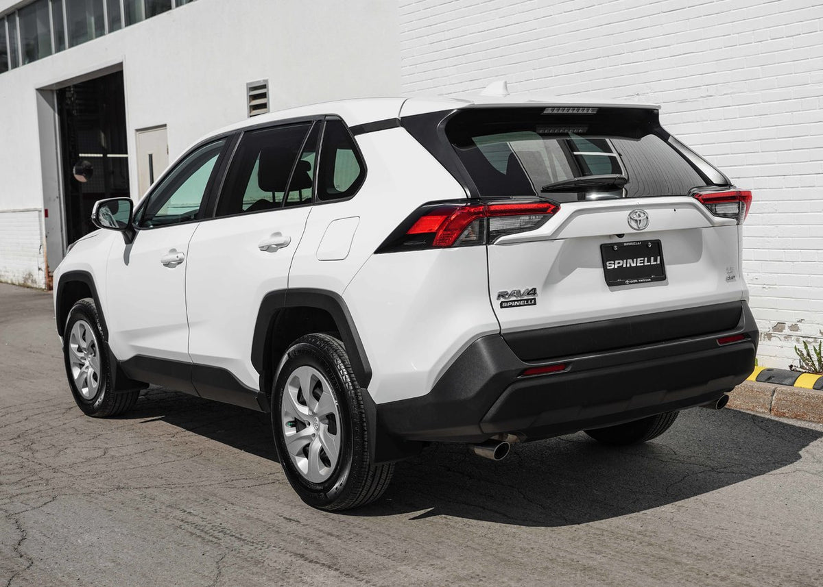 2024 Toyota RAV4 LE AWD