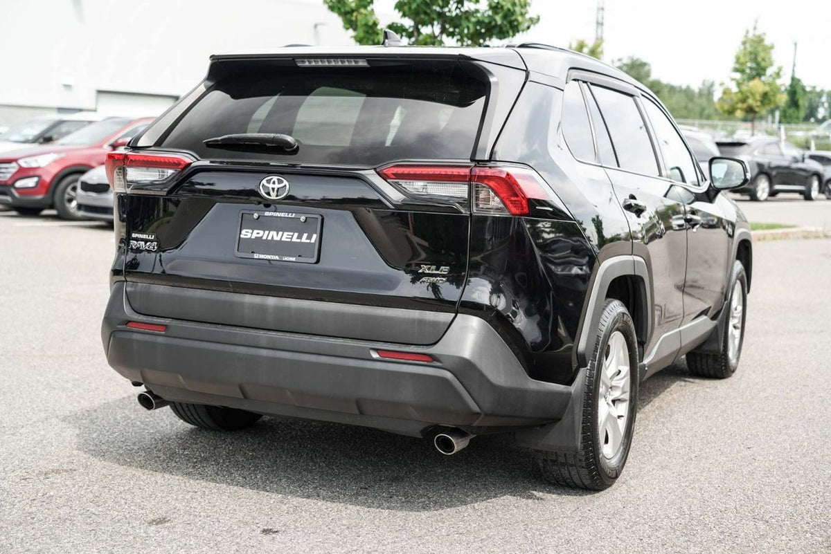2019 Toyota RAV4 XLE AWD; TOIT ANGLES MORT SIEGES+VOLANT CHAUFFANT