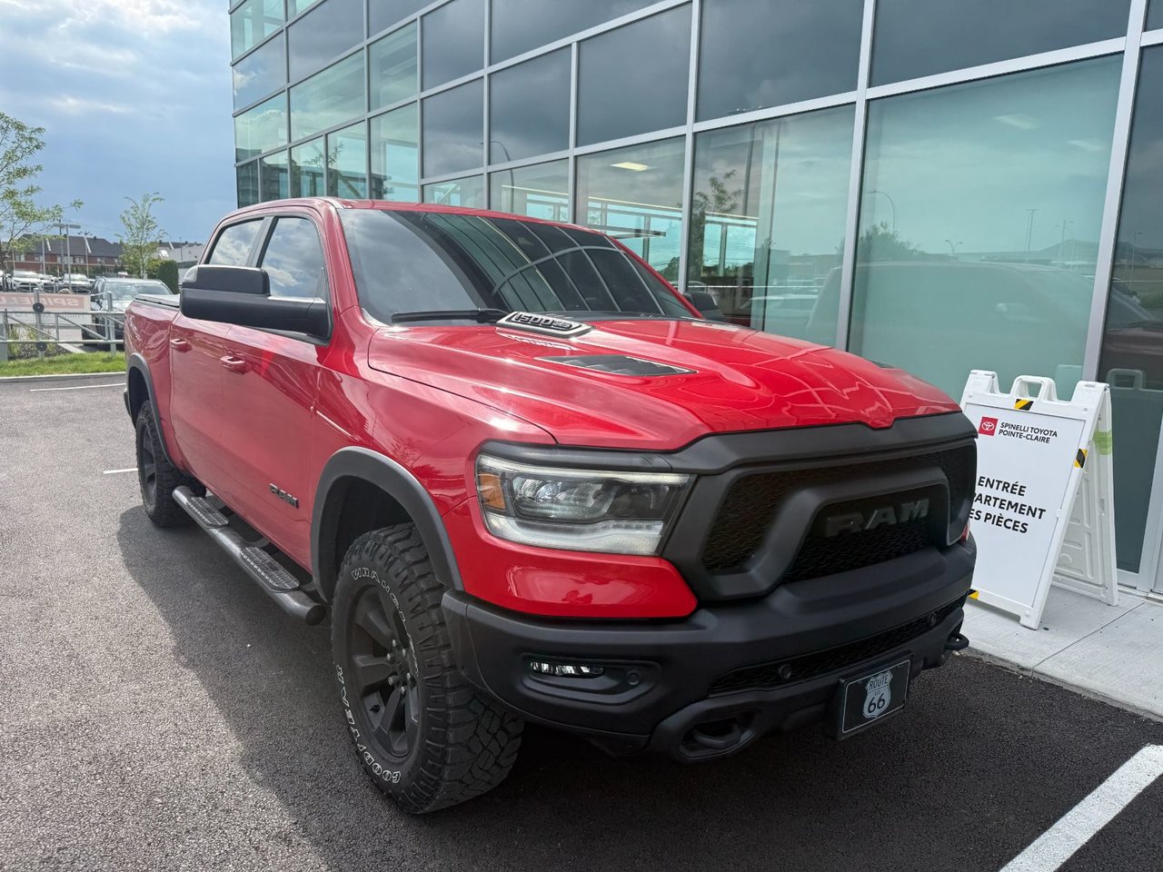 2022 Ram 1500 Rebel 5.7 level 2 pack